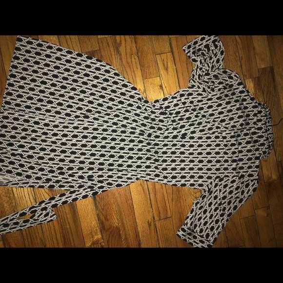 Laundry wrap dress with basketweave pattern - Picture 5 of 5